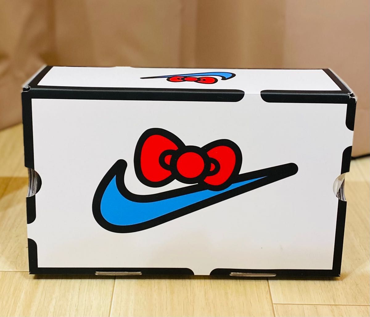 新品 NIKE ナイキ エアプレスト QS ハローキティ 25cm|PayPayフリマ