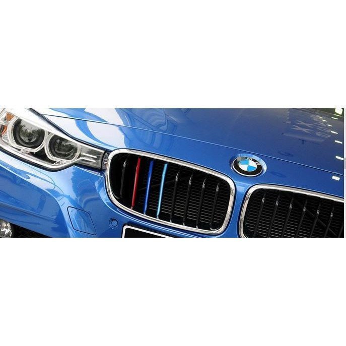 スポーティ全開♪ BMW Mカラー グリル フィン カバー ストライプ モール F30 318i 320i 320d 328i 320d 330i 330e 335i 340i Mスポーツ 8_画像1