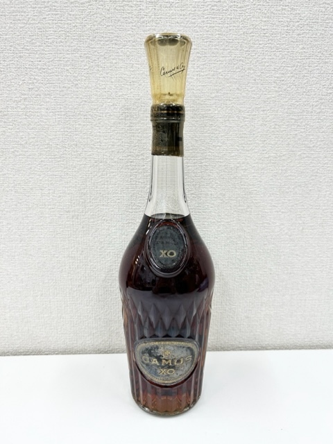 【m56128】CAMUS XO/カミュ ロングネック 700ml コニャック ブランデー 酒 古酒 現状品