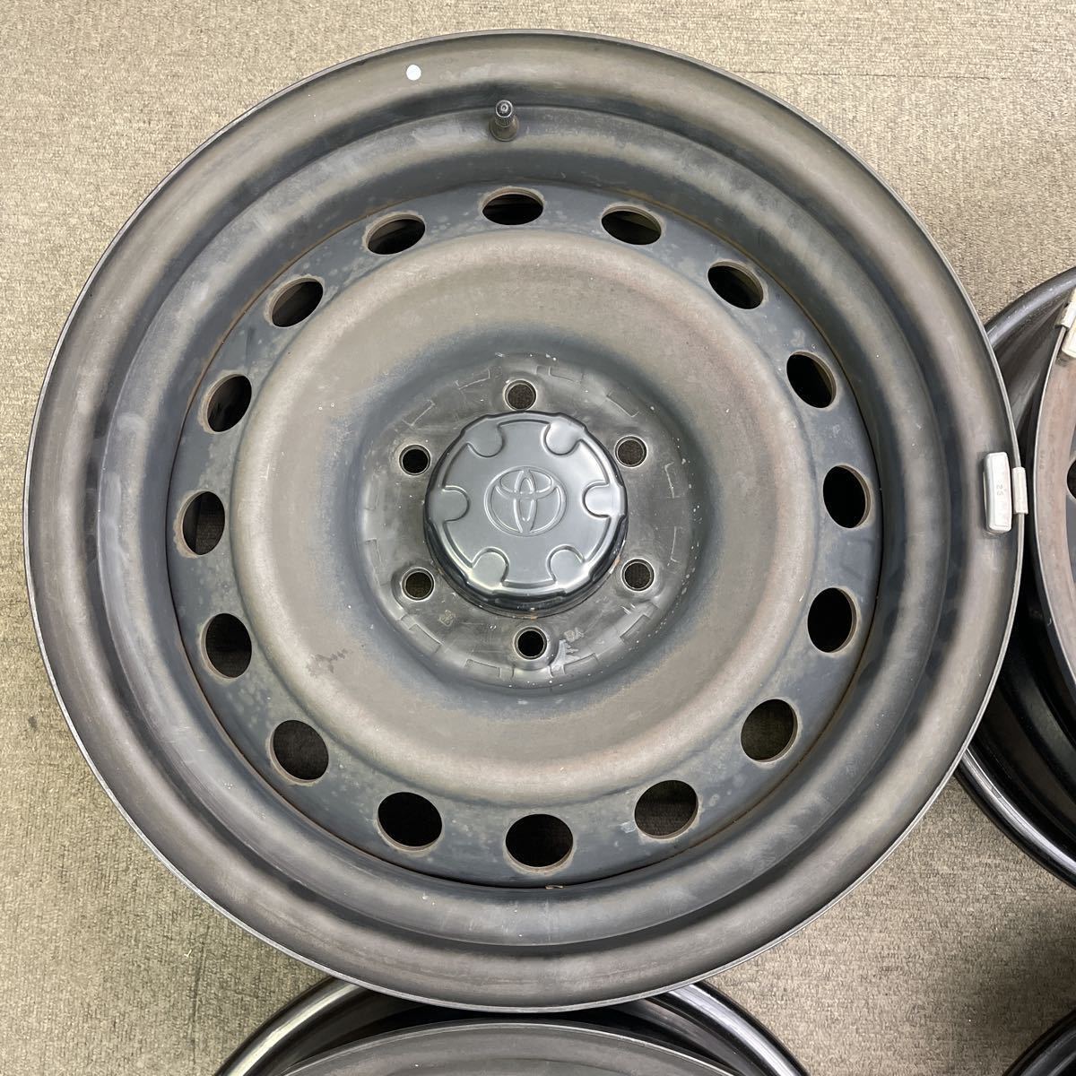 TOYOTA トヨタ 純正 FJクルーザー鉄ホイール スチールホイール 4本のみ