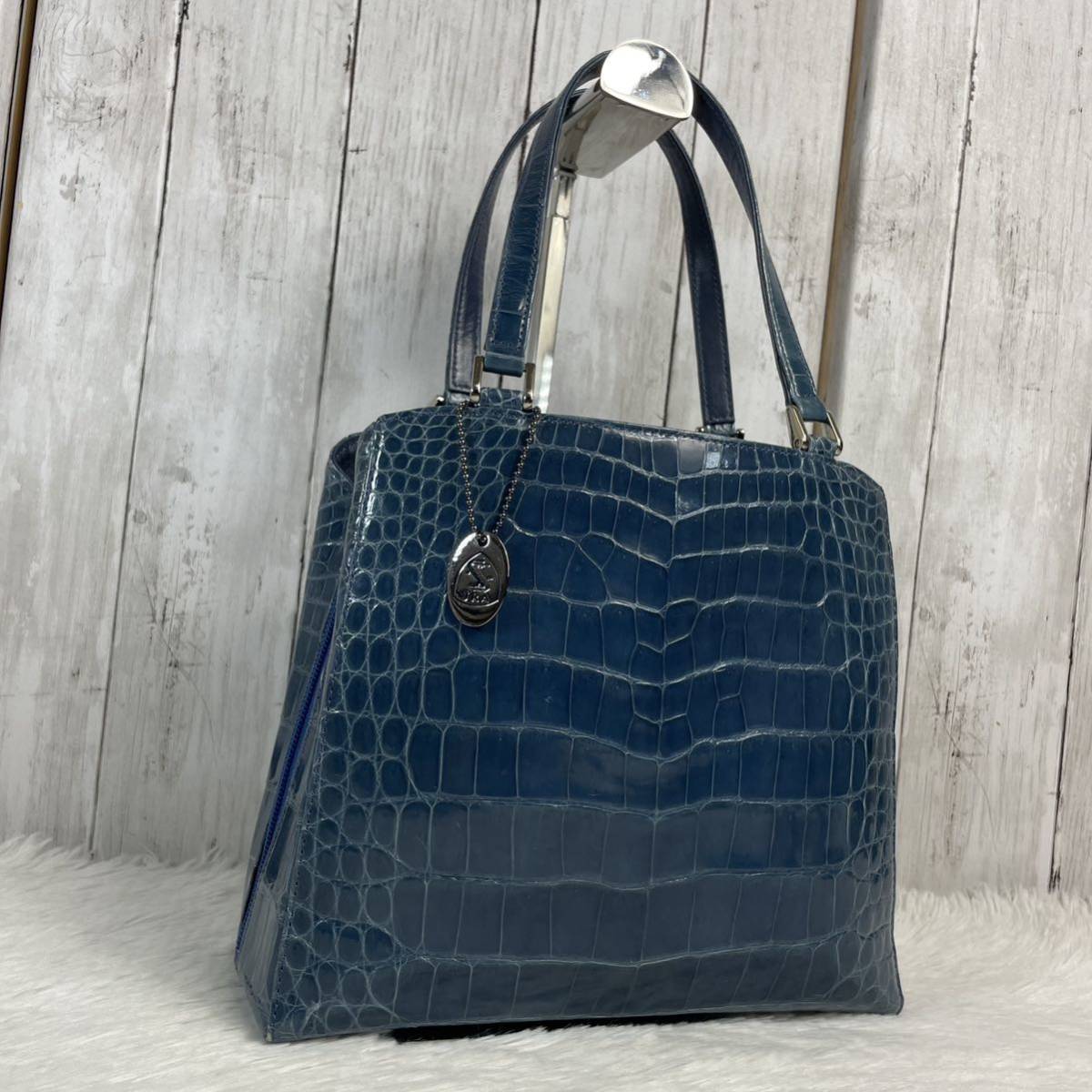 ○美品○JRA認定 マームエレガンス クロコダイル シャイニングクロコ