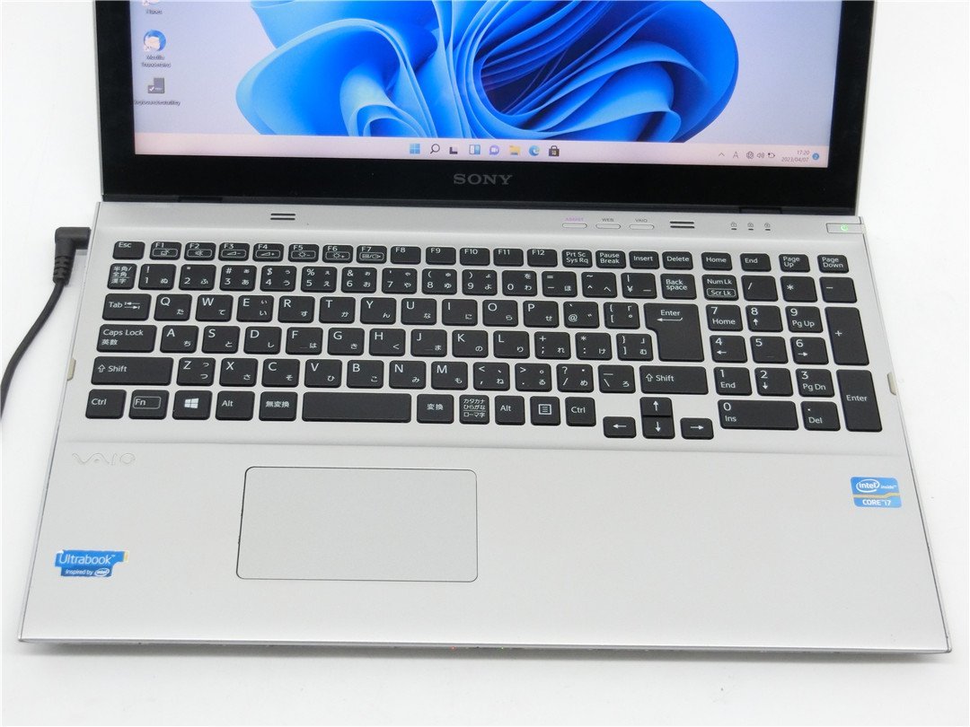 カメラ内蔵/15型タッチパネル/ノートPC/最新Win11Pro/新品SSD512GB