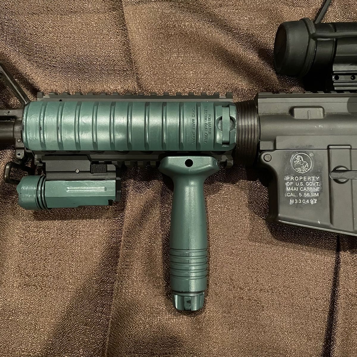 東京マルイ コルトM4A1 R.I.S.Ver. リスバージョン スタンダード電動
