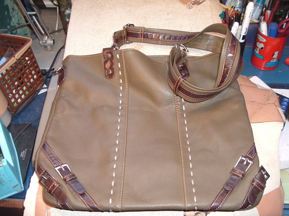 a31-1-34 man and woman use shoulder . tote bag - manner ①-⑩ each 1 piece. . price..
