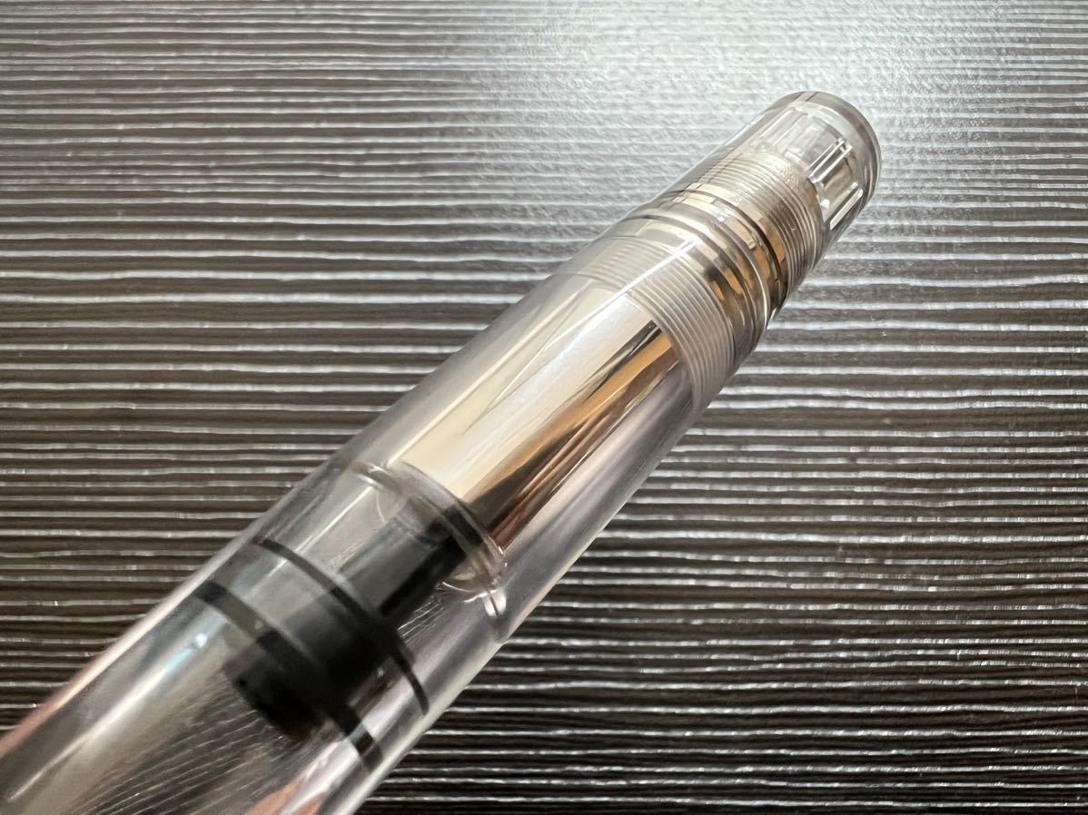 ペリカン スーベレーン M805 万年筆 デモンストレーター F 細字
