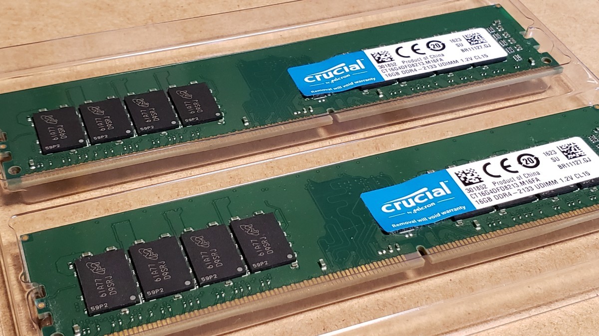Crucial(Micron製) デスクトップPC用メモリ PC4-17000(DDR4-2133) 32GB 16GB×2枚 CL15 DRx8  288pin CT2K16G4DFD8213