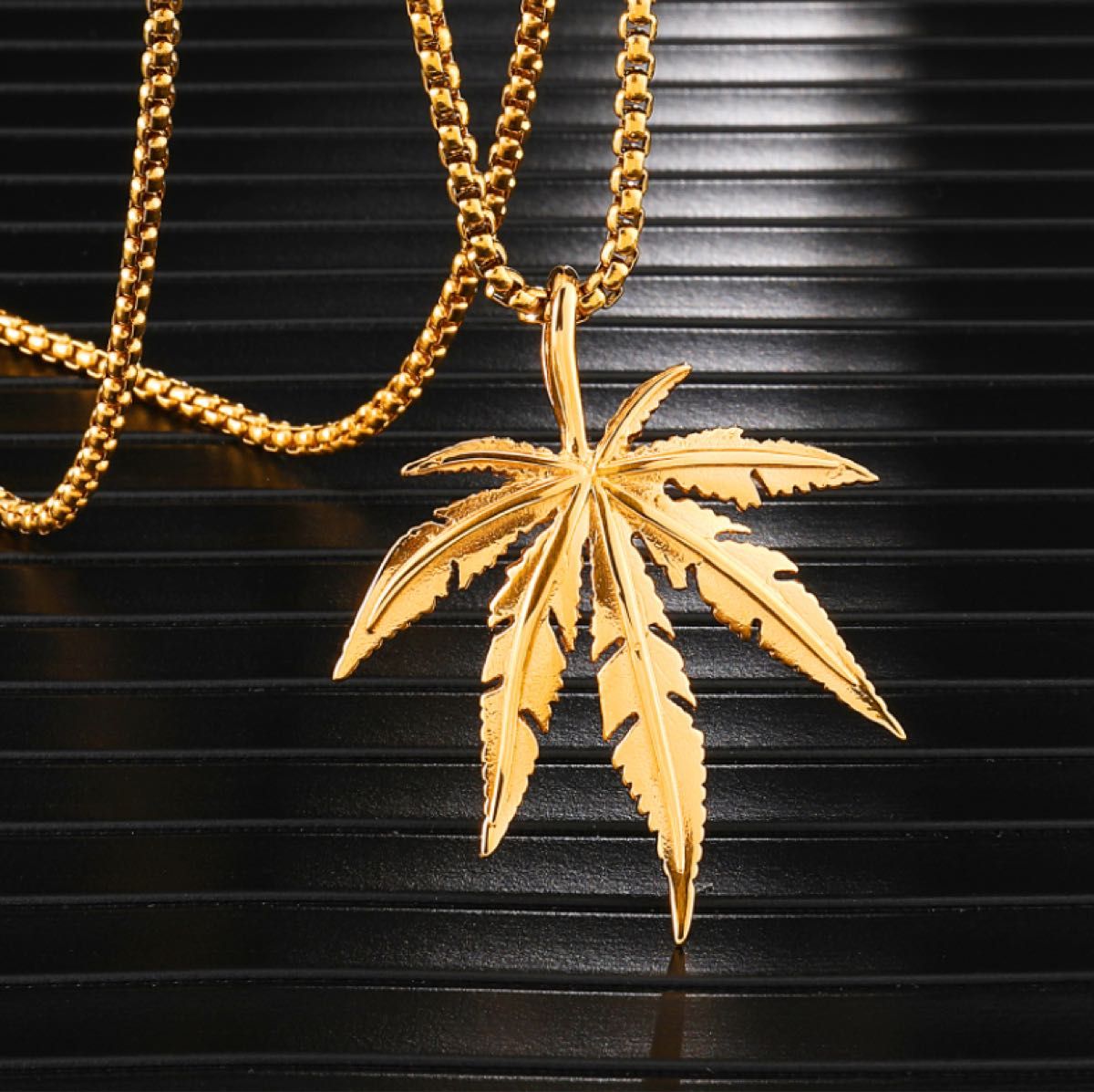 79%以上節約 大麻ネックレス 黒 i9tmg.com.br