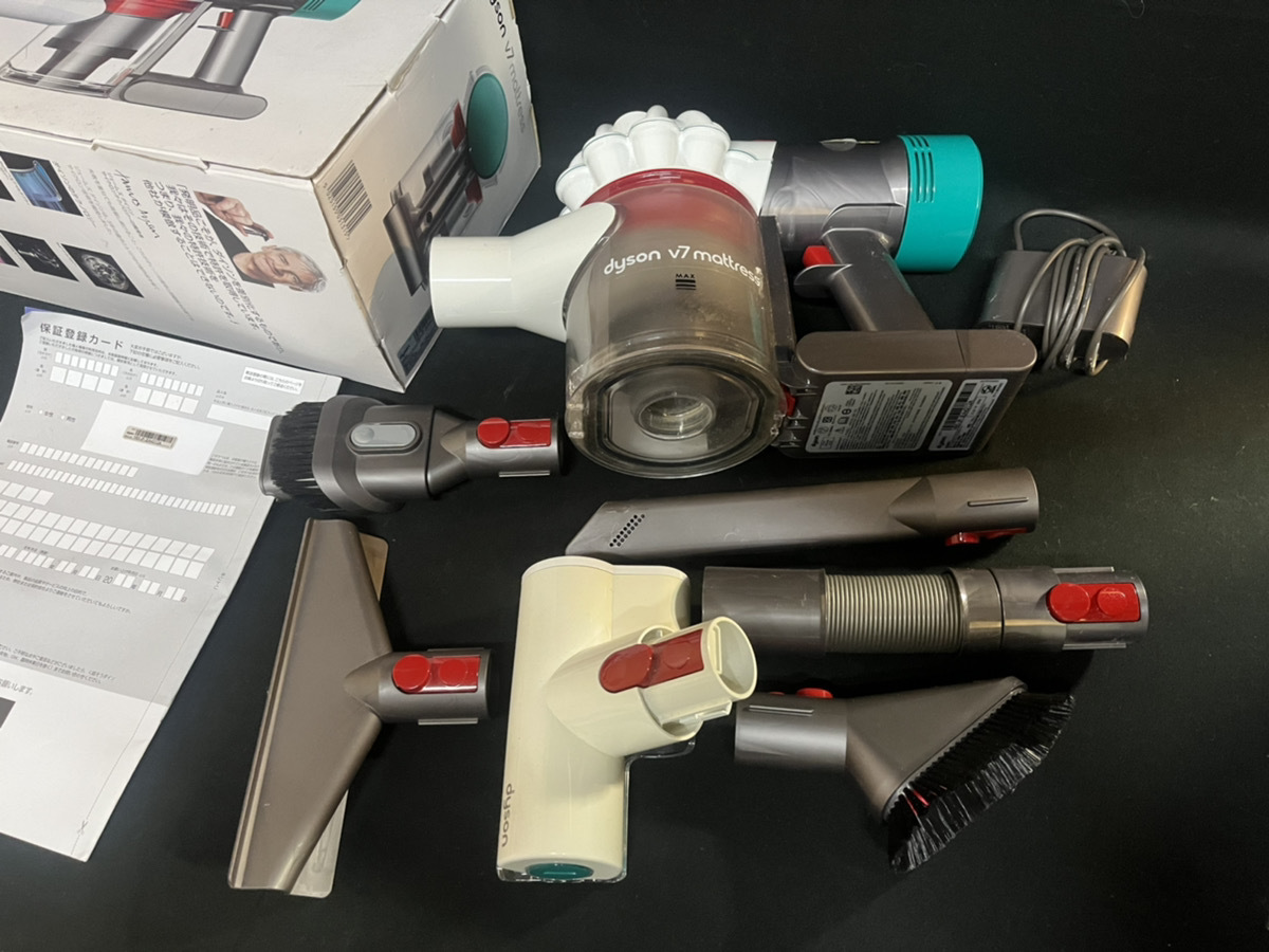 K0442】Dyson コードレスハンディクリーナー V7 mattress HH11