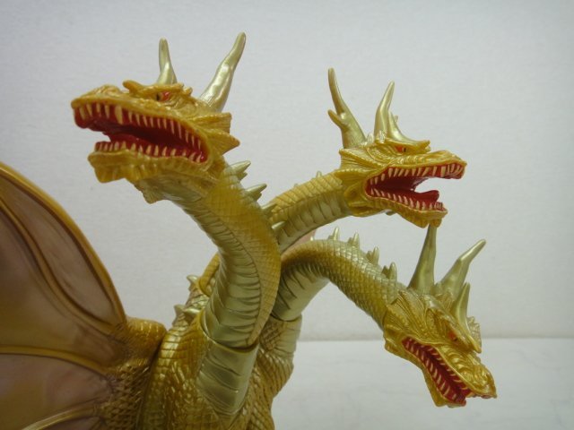 日本全国送料無料 7965 希少品 BANDAI 超ドラゴン怪獣 キングギドラ