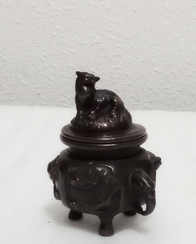 8750円 ☆ 旧家からの初出し 宣徳古銅五具足(中尾作) 明治時代 8750円 ☆ 旧家からの初出し 宣徳古銅五具足(中尾作) 明治時代