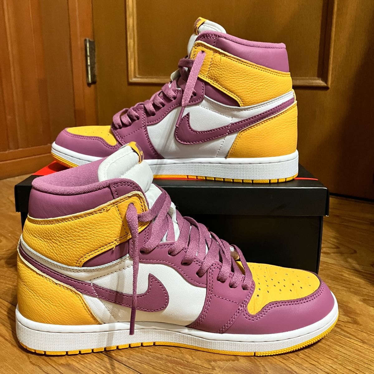 27cm NIKE AIR JORDAN 1 RETRO HIGH OG BROTHERHOOD 555088-706