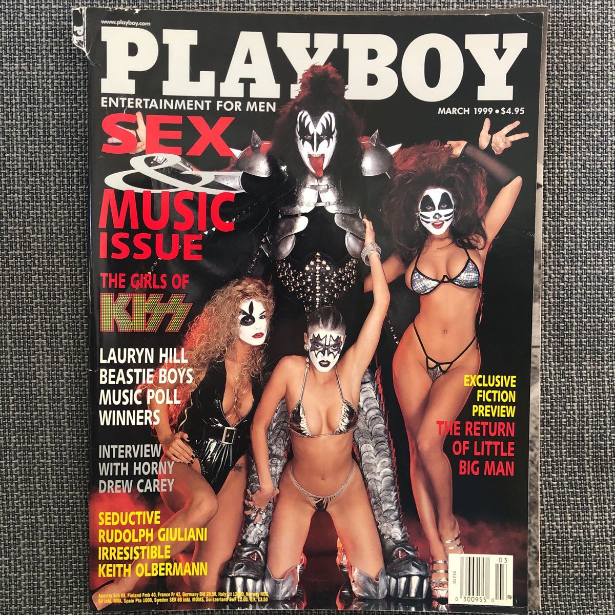 PLAYBOY プレイボーイ 雑誌 海外版 KISS 金髪美人 セクシー ビンテージ March 1999の画像1