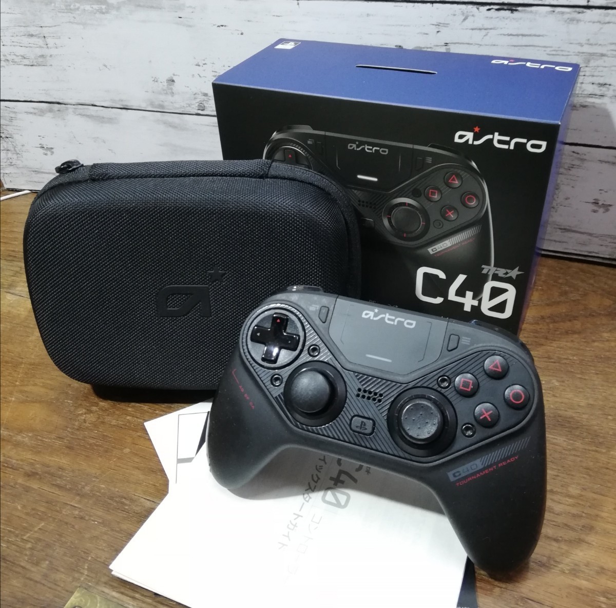 ASTRO C40 ゲーミングコントローラー プレステ4 ワイヤレス PS4 SONY 動作品 ケース付きの画像1