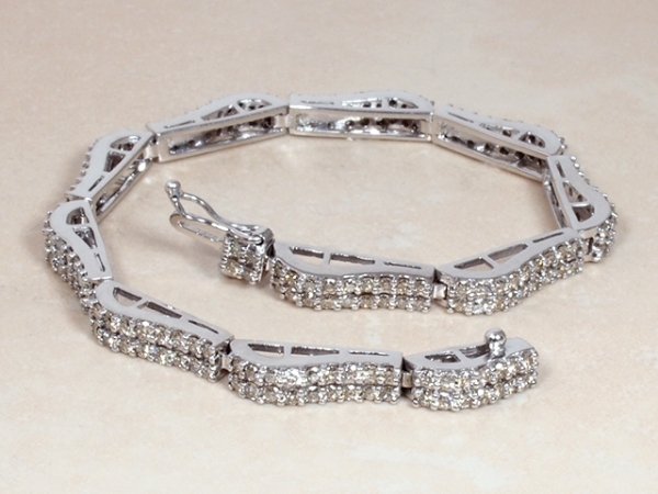 ブレスレット、バングル ダイヤモンド 4.21ct ブレスレット デザイン