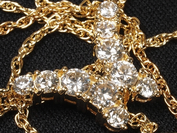 ダイヤモンド/1.01ct 蝶モチーフ ネックレス K18YG | patisserie-cle.com