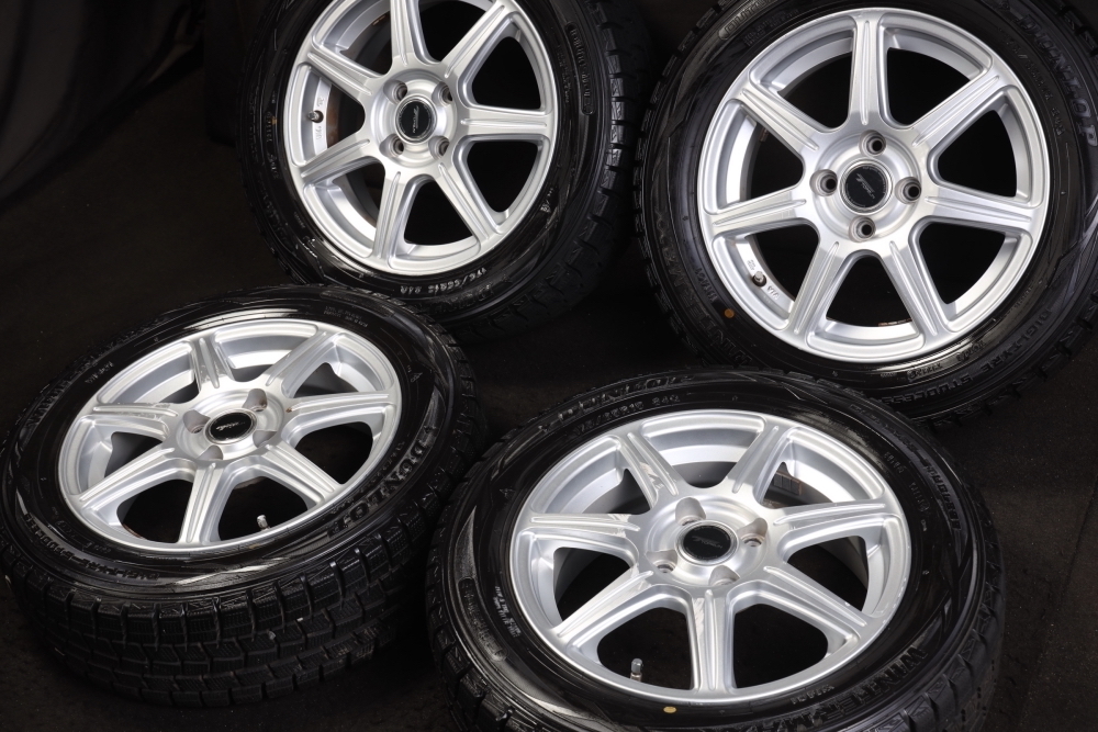 アクア 175/65R15 2021年バリ山スタッドレス フィールダー イグニス
