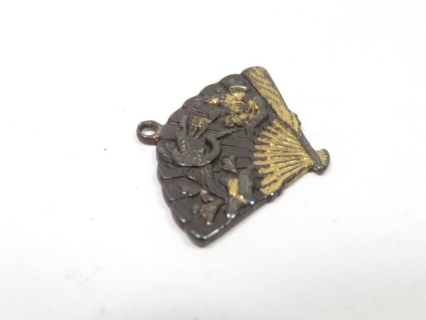 【4952】堤物／明治時代　オリジナル　金物　金具　センス彫金（初品・買取品）_画像7