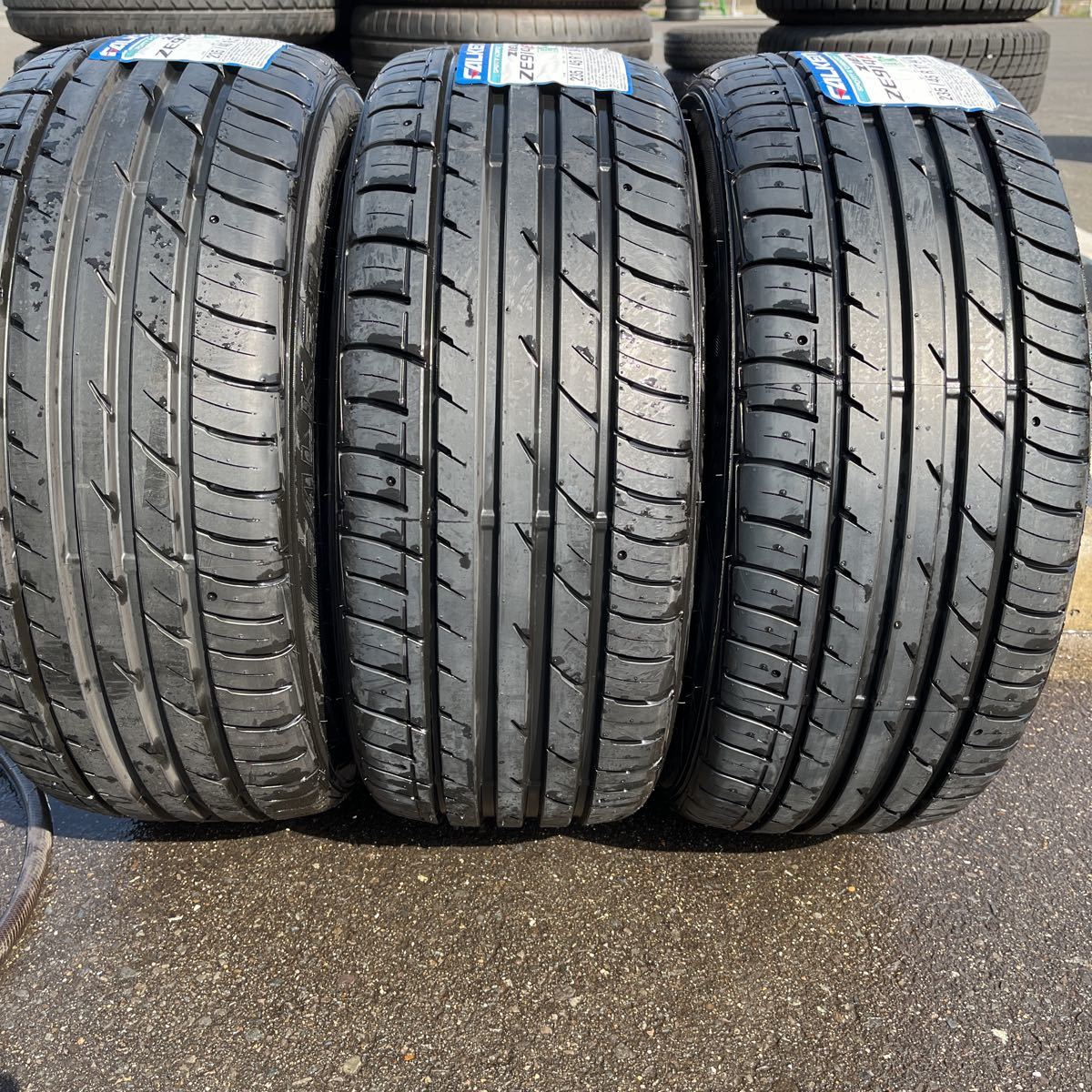 235/45R17 ファルケン 新品　年式：2020年、激安美品　2本＋1本セット：27000円_画像1