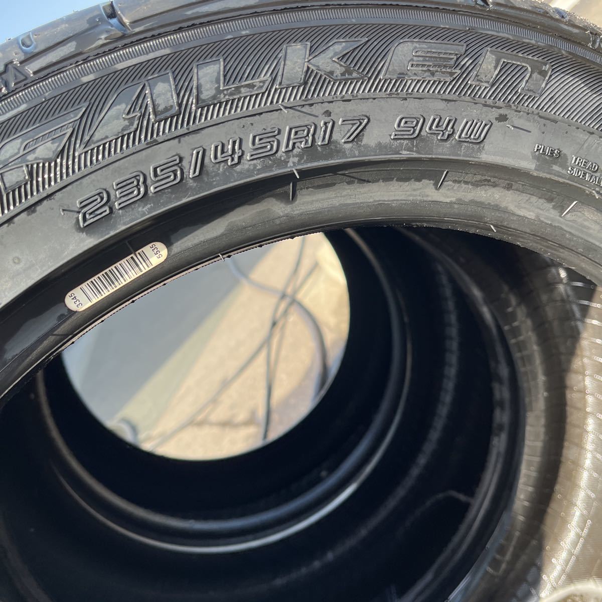 235/45R17 ファルケン 新品　年式：2020年、激安美品　2本＋1本セット：27000円_画像3