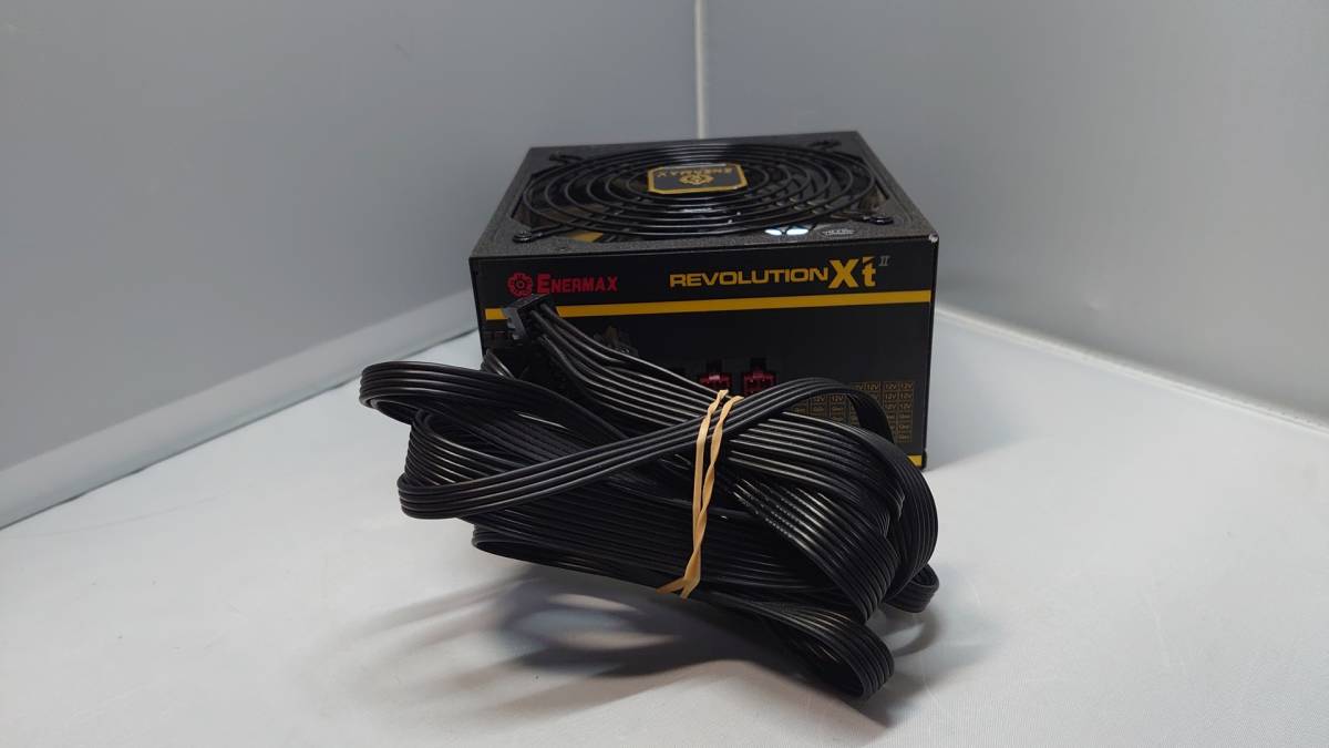 電圧および起動確認済み 美品 NERMAX REVOLUTION Xt ERX550AWT 80 PLUS GOLD 550W電源_画像7