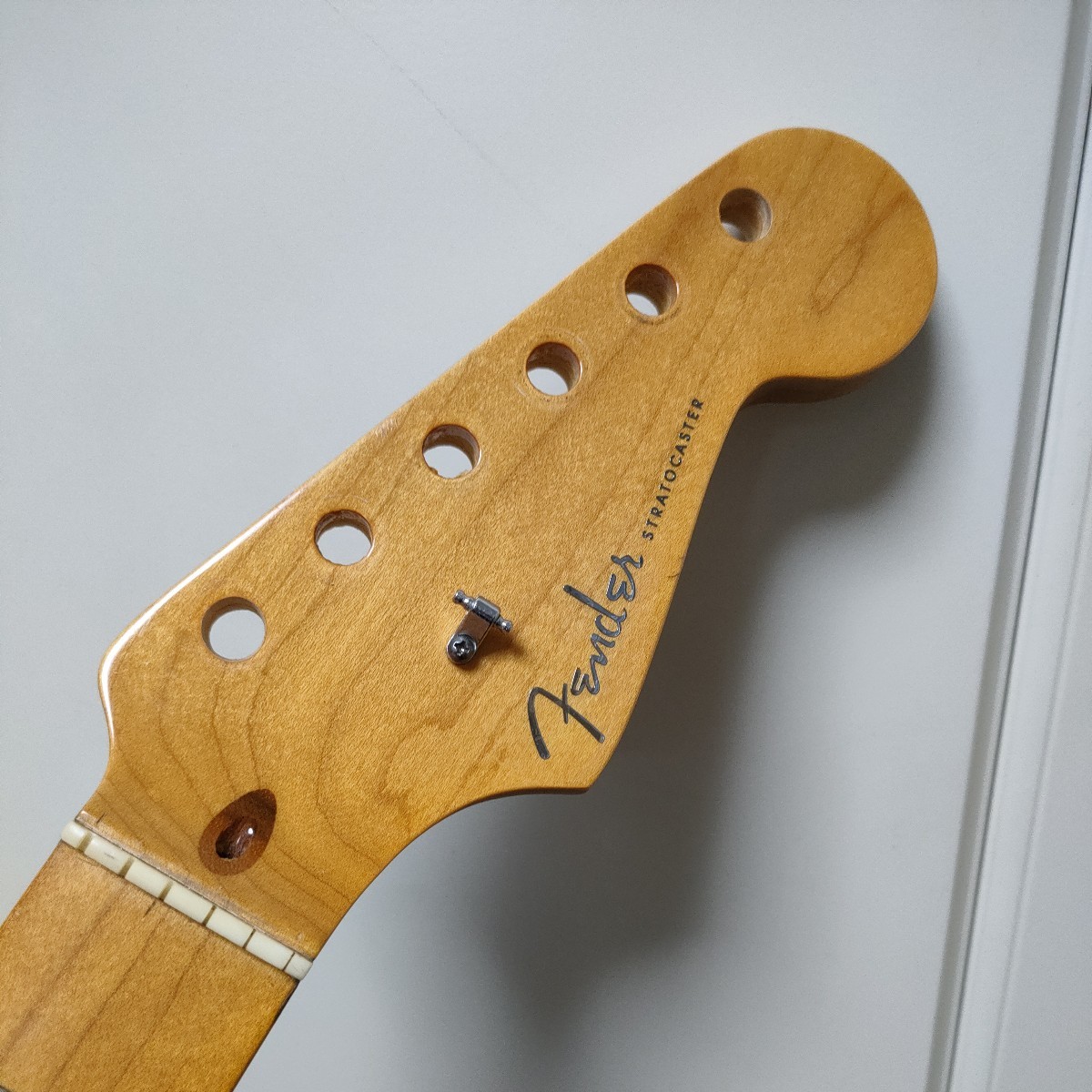ヤフオク! - フェンダーUSA アメリカンデラックス ストラトキャスター...