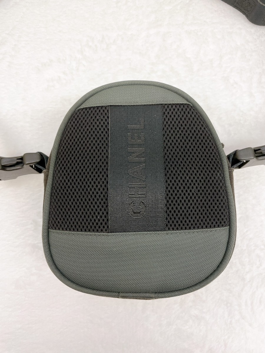 CHANEL シャネル スポーツライン キャンバス ショルダーバッグ