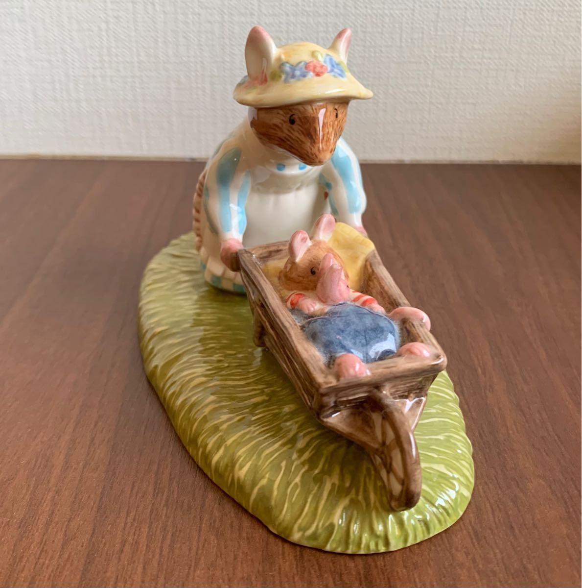 ブランブリーヘッジ フィギュリン Heading Home 置物 フィギュリン