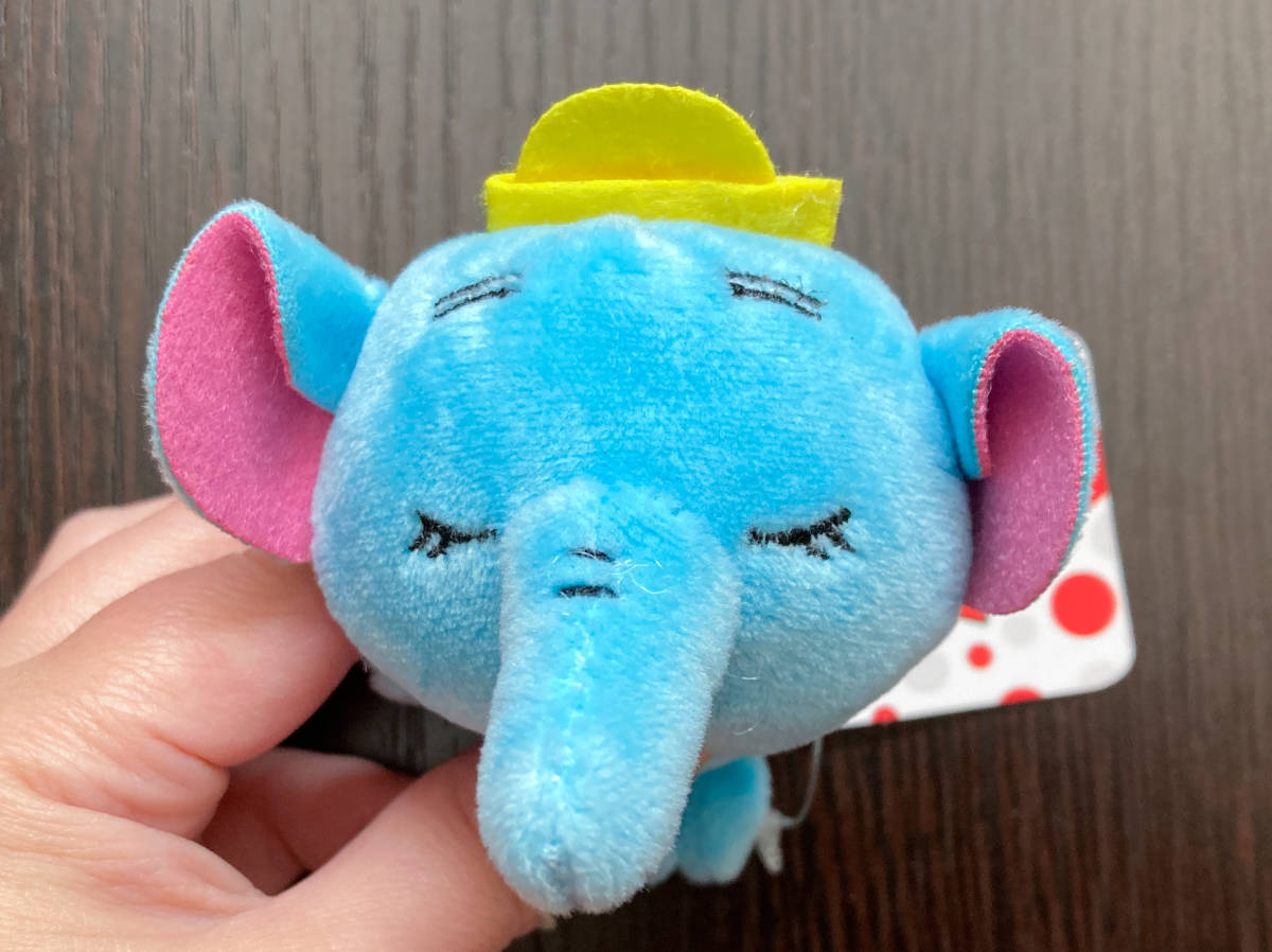  new goods not for sale rare amusement gift soft toy .. charcoal Dumbo elephant mascot Disney Land key holder chain 