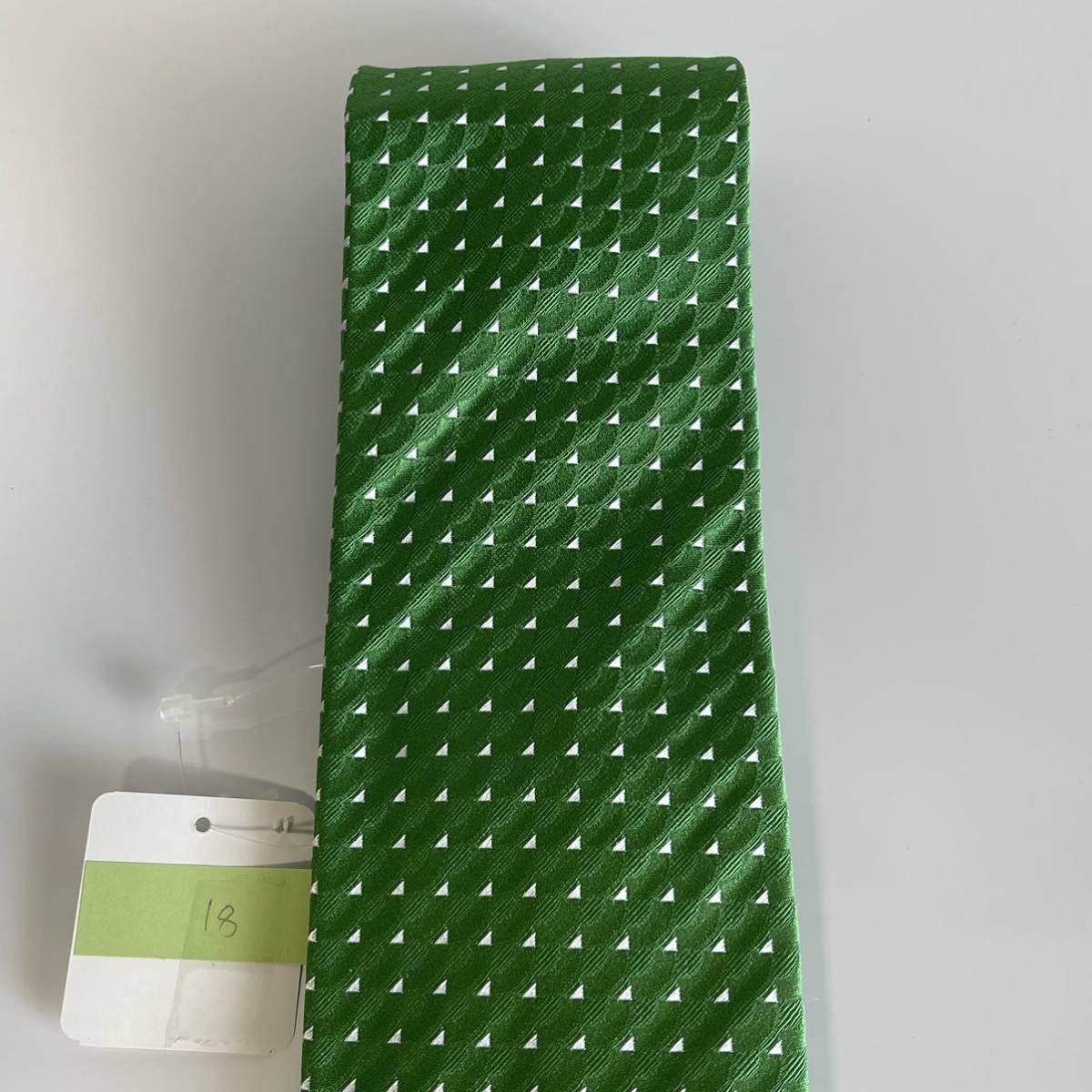 Altea（アルテア）18 緑ネクタイ 新品　未使用　タグ付き 定価12,100円_画像4