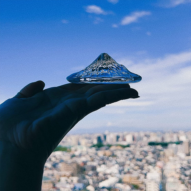 富士山型 ガラス線香立て クリアタイプ カラープレート付き お香立て 線香立て おしゃれ インテリア 小型 コンパクト シンプル 安定感の画像4