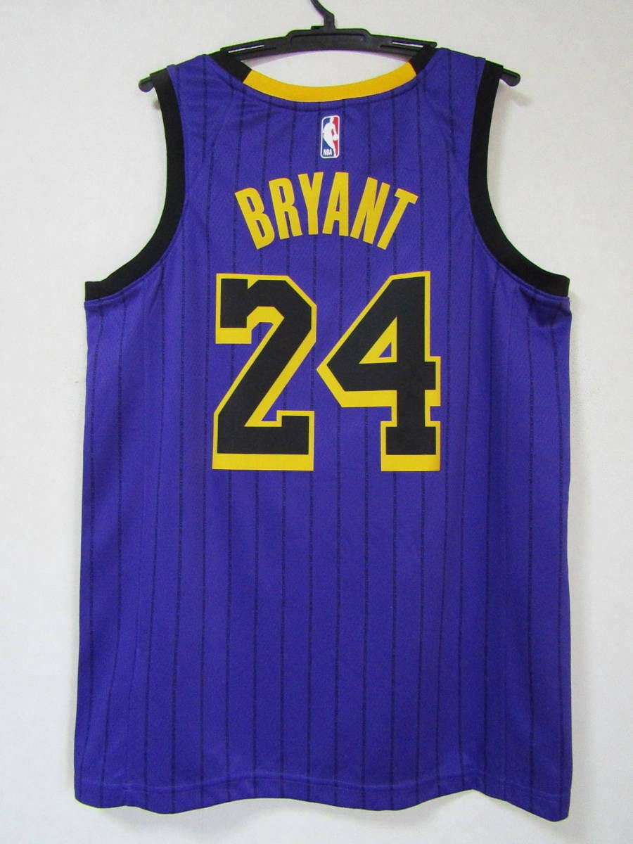 激レア！ NBA LAKERS コービー・ブライアント BRYANT ＃24 スウィングマン NIKE製 SWINGMAN　ナイキ シティエディション ユニフォーム_画像1