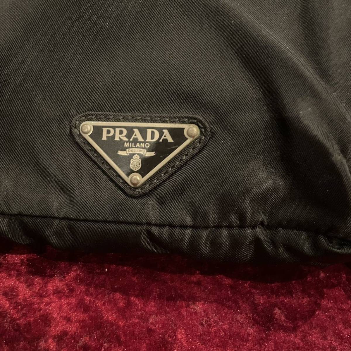 PRADA プラダ ナイロン テスート マルチポケット ボディーバッグ-