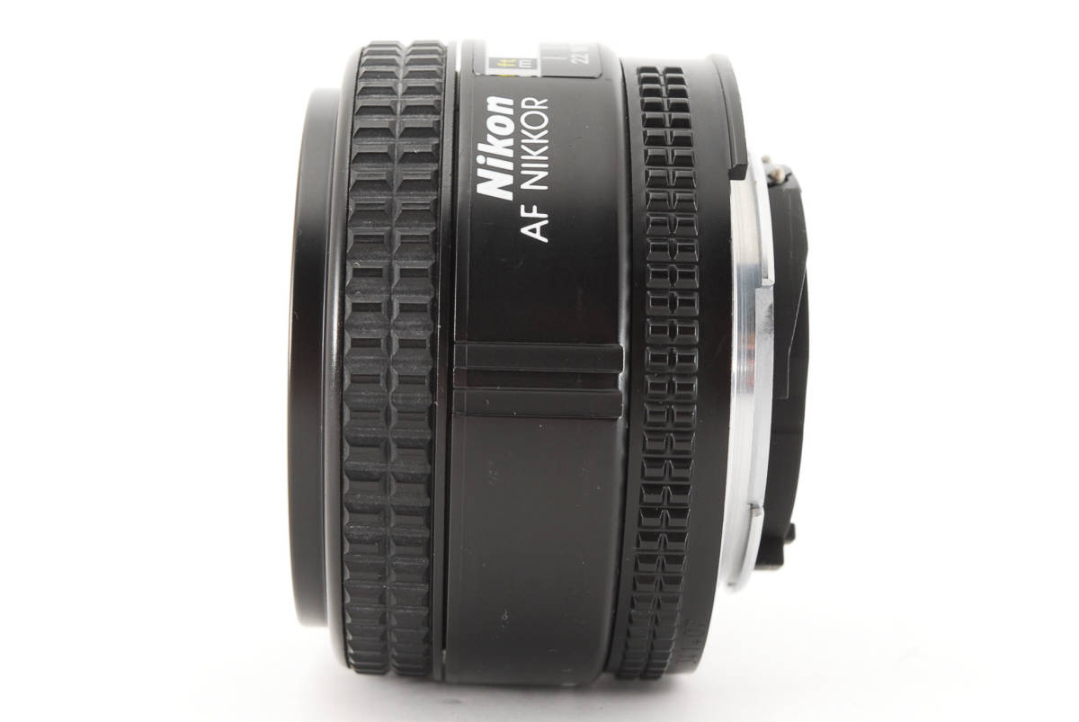 お見舞い NIKKOR AF Nikon [美品・完動品] 28mm 1857748 ニコンレンズ