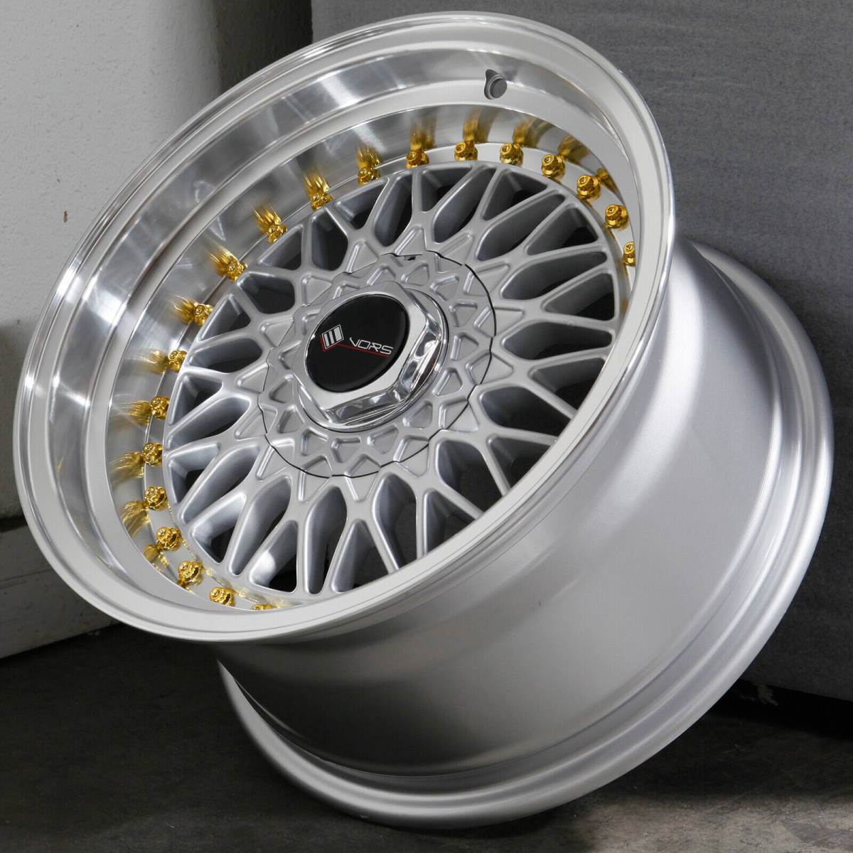 044本 Vors VR3 16インチ 8.0J 20 4穴×PCD114.3 4穴×PCD100 シルバー