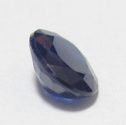 bzg■天然石ルース■　サファイア　０．３７ｃｔ　タイ産_画像3