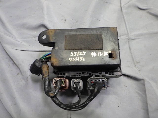 H6年 180SX RPS13 ヒューズボックス エンジンルーム SR20DET H6年 180SX RPS13 ヒューズボックス エンジンルーム SR20DET