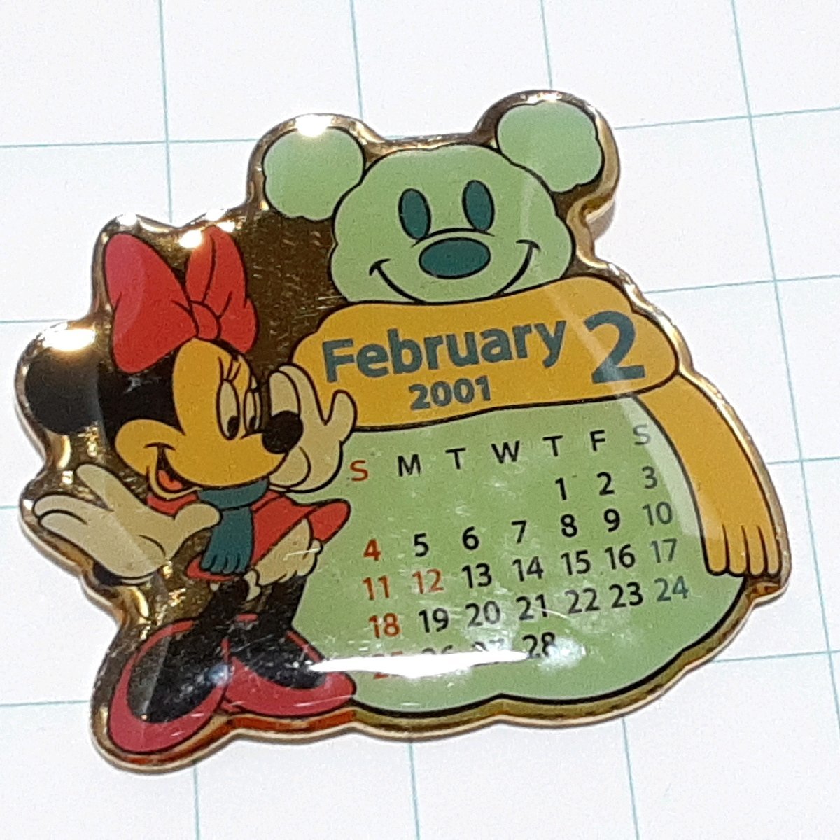 送料無料)ミニーマウス カレンダー ディズニー キャラクター ピンバッジ PINS ピンズ A16216_画像1