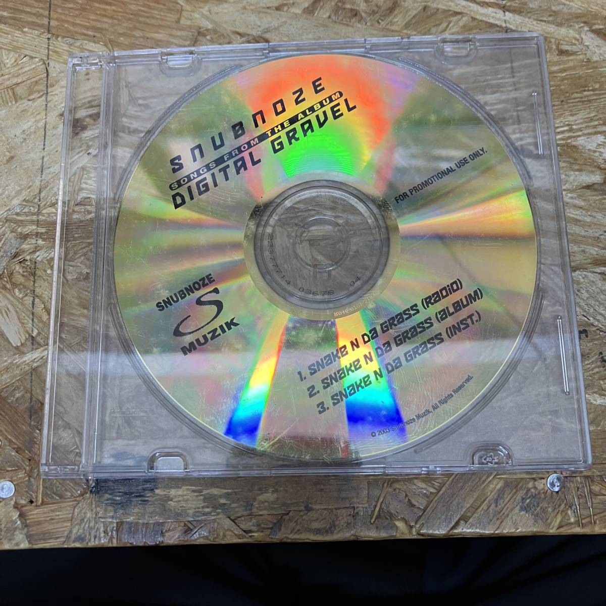 HIPHOP R&B SNUBNOZE - SNAKE N DA GRASS INST シングル CD 品(ラップ、ヒップホップ)|売買された