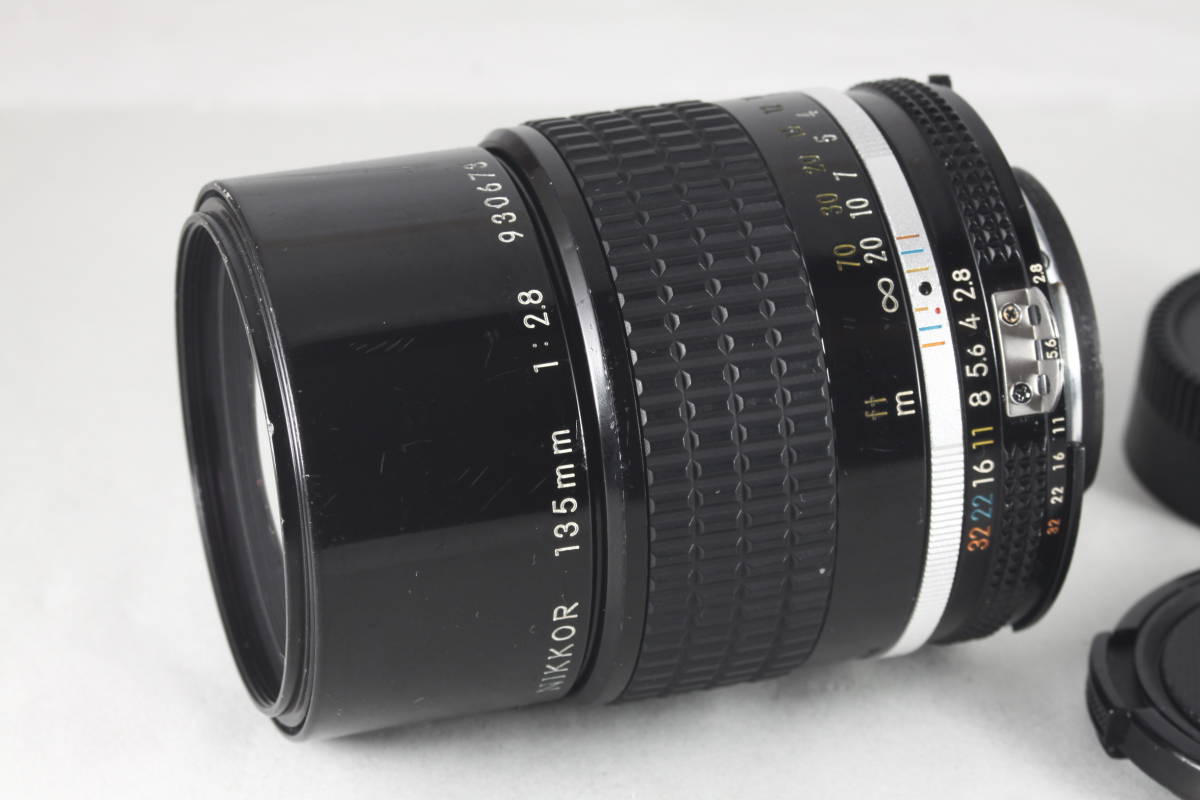 □美品□ Nikon Ai NIKKOR 135mm F2.8 《 光学 良好-