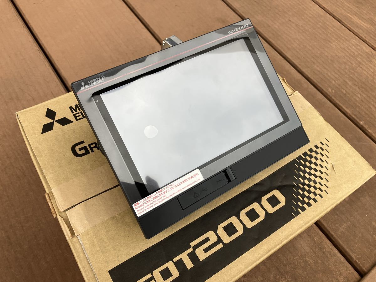 三菱電機 GOT2000 GT2107-WTBD 7型ワイド TFTカラー液晶 タッチパネル