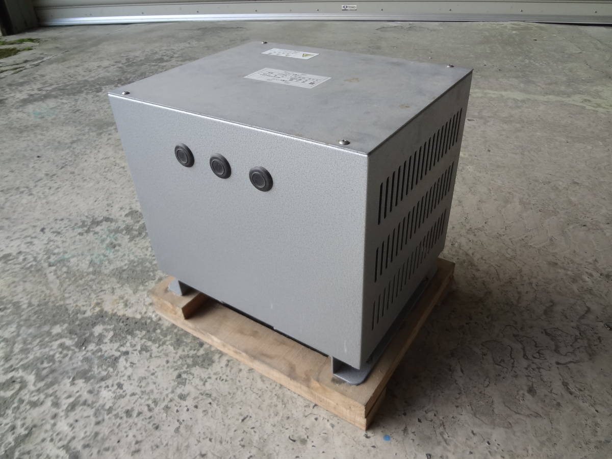 Yahoo!オークション - 鎌田信号機 ダウントランス WTP-5000A Yahoo!オークション - 鎌田信号機 ダウントランス WTP-5000A