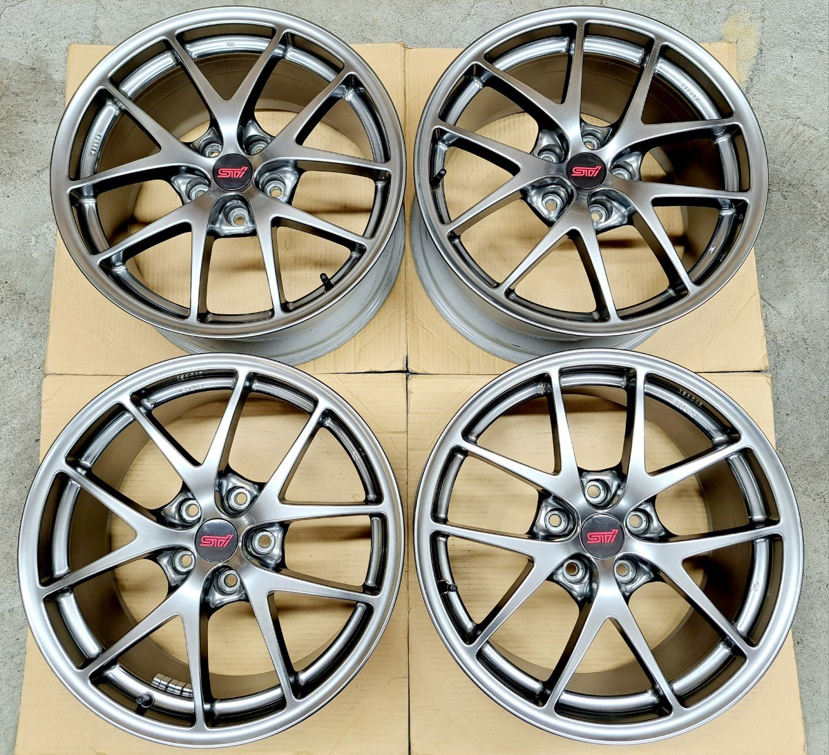 新車外し スバル WRX STI 純正 BBS ホイール 4本セット 8.5J PCD114.3