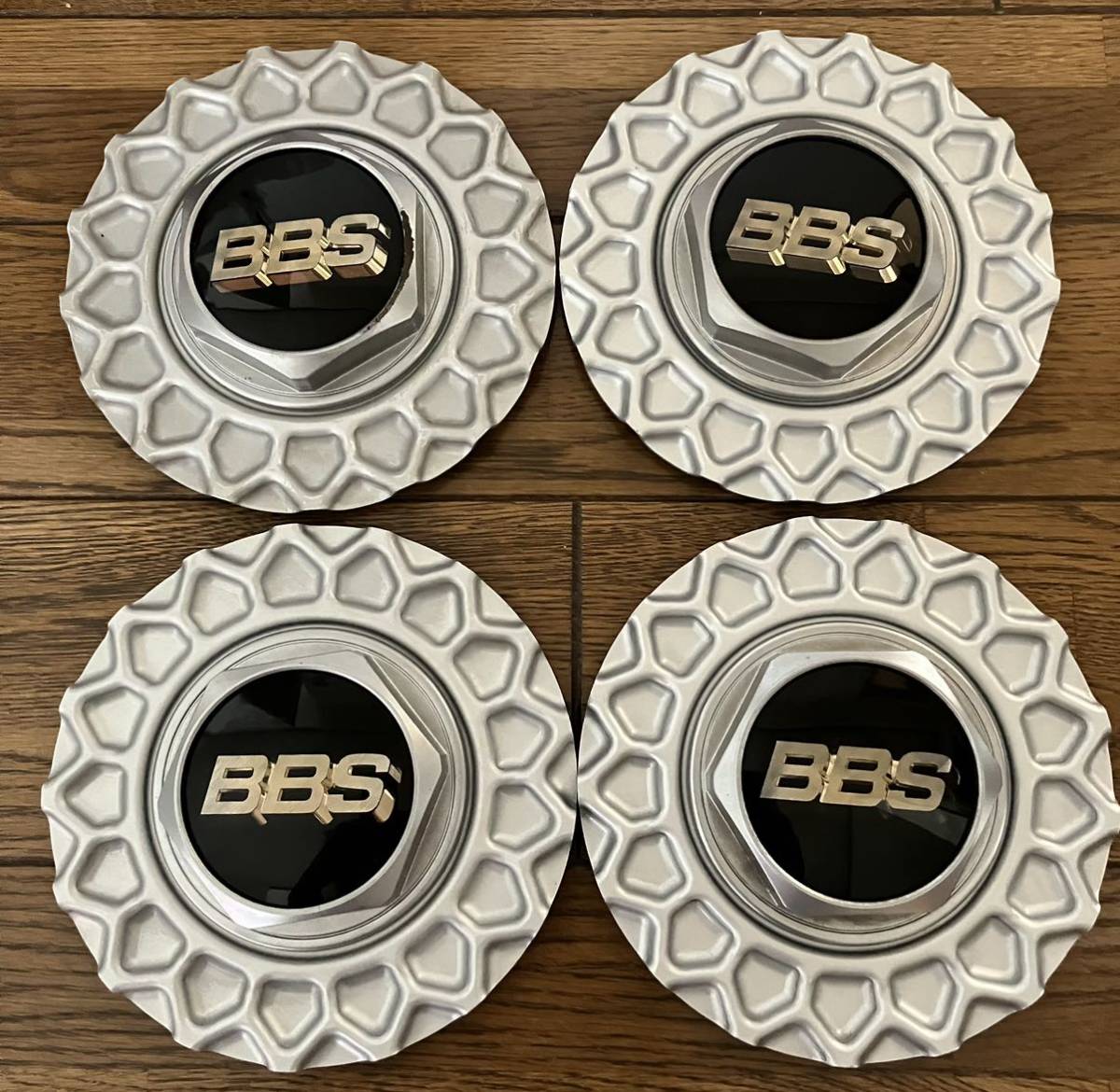 bbs BBS ホイールキャップ　センターキャップ　16インチ　17cm 4枚セット 当時物　ロック式　希少品_画像1