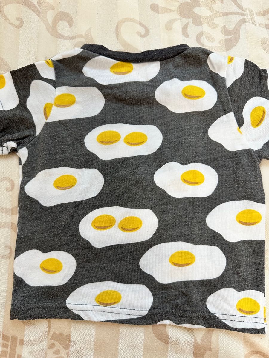 ベビーキッズ 目玉焼き柄半袖Tシャツ 90サイズ|Yahoo!フリマ ベビーキッズ 目玉焼き柄半袖Tシャツ 90サイズ|Yahoo!フリマ