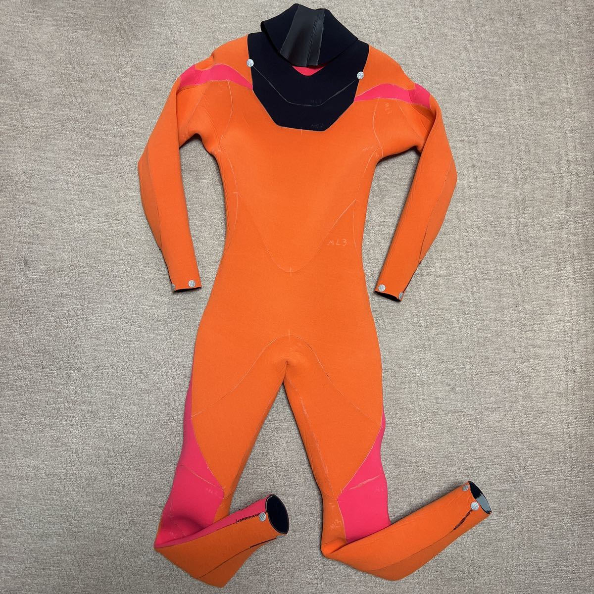 豪奢な ☆美品☆MAXIM マキシムウェットスーツ☆ALL3mmインナーバリア
