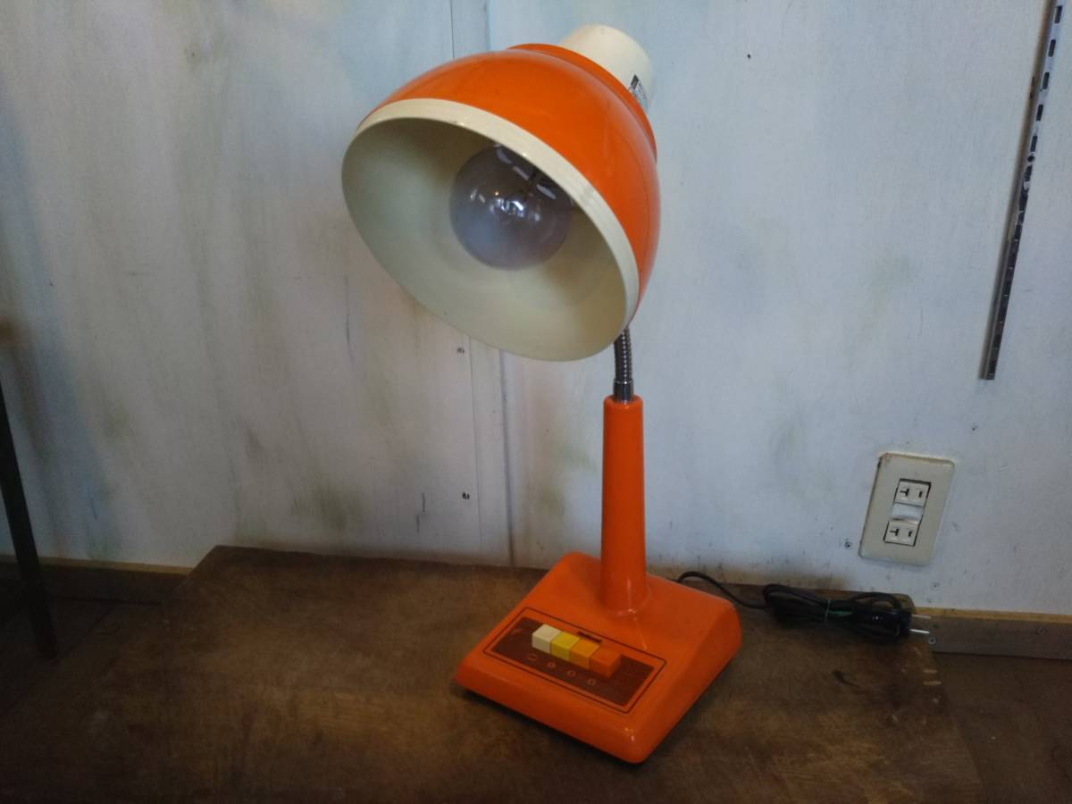 セール】 昭和レトロ ナショナル 卓上スタンド 電気スタンド 明るさ3