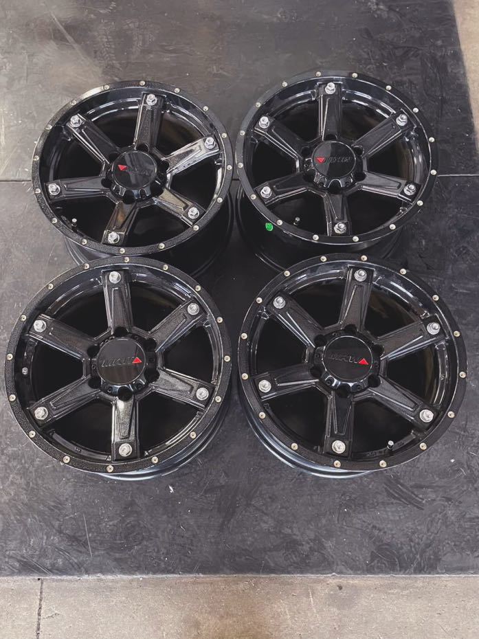 プラド ホイール 4本セット 17インチ 17×8j 6h PCD139.7 オフセット