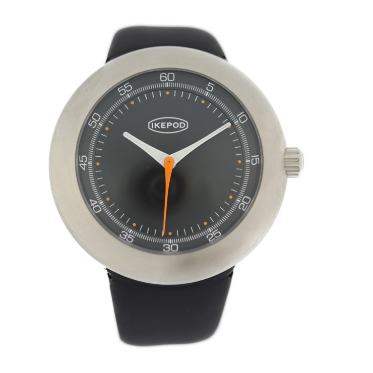 新品未使用展示品 IKEPOD アイクポッド メガポッド 002 Gae 腕時計 IPM002SILB シルバー ブラック 黒文字盤 自動巻き 裏スケ【本物保証】