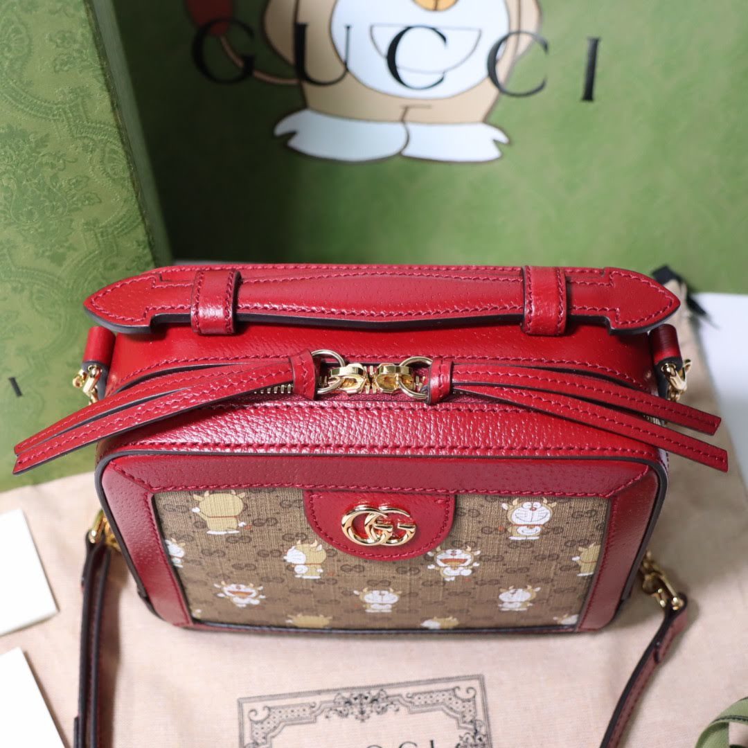 最終価格☆本物/正規品/新品 GUCCI ドラえもん 数量限定 牛ドラ 牛えもん ショルダーバック 限定品 牛ドラえもん 牛えもん グッチ Doraemon