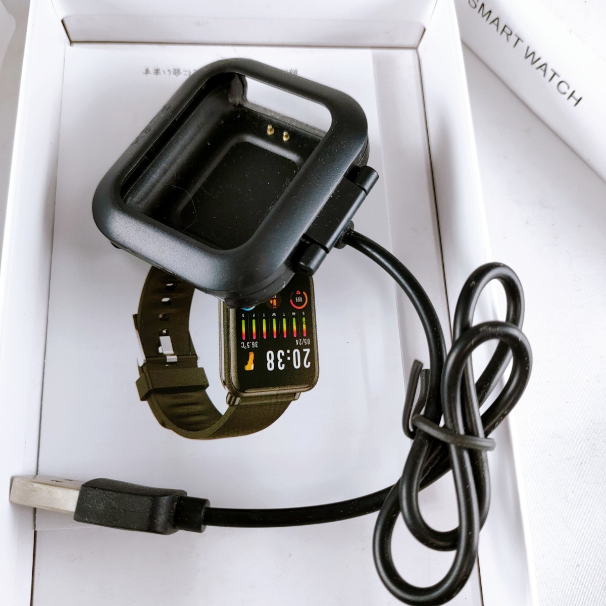 【未使用 動作品】smart watch スマートウォッチ Q9T 腕時計 デジタル 時計 ヴィンテージ 黒文字盤 緑 アクセ アクセサリー アンティーク